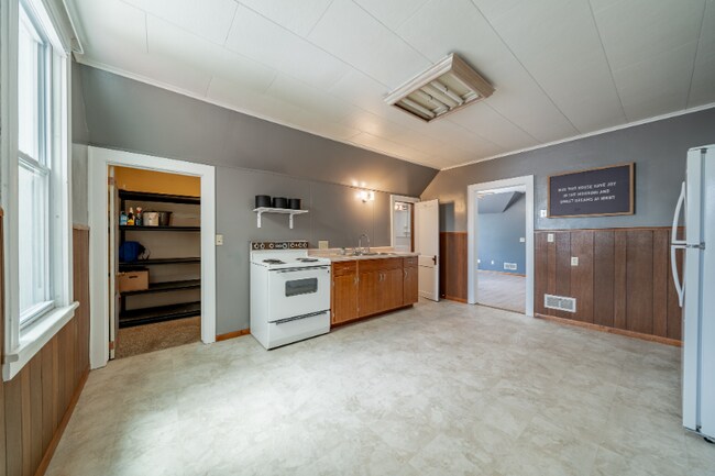 Foto del edificio - 1343 1/2-1343 1/2 W Washington St