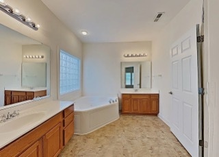 Foto del edificio - 10730 Dapple Grey Ln
