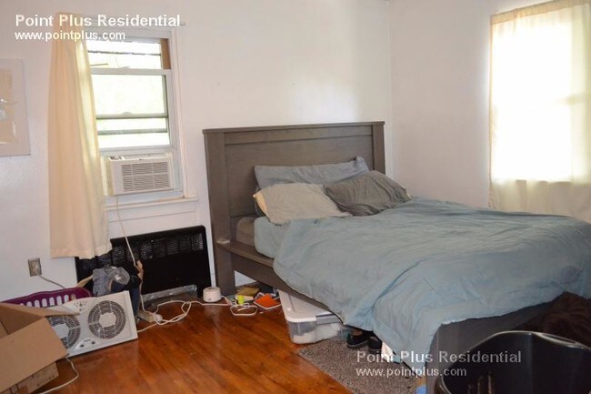 Building Photo - 18 Beechcroft St