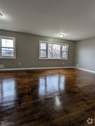 Building Photo - 456 Clarkson Ave