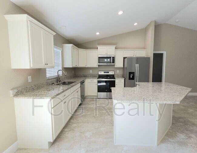 Building Photo - 8715 N Trojan Dr