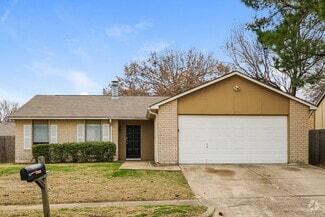 Building Photo - 6702 Blackberry Dr