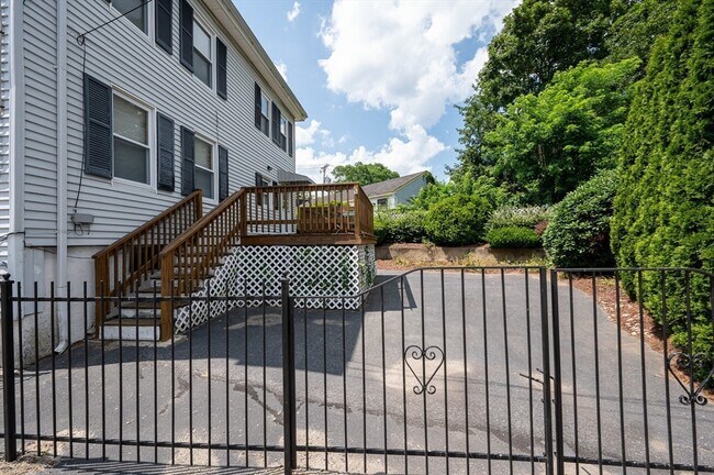 Foto del edificio - 17 Cedar Ct