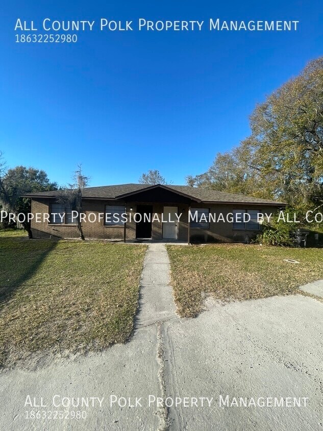 Home! 2 Bedroom, 1 Bath Duplex in Apartment for Rent in