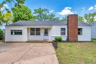 Building Photo - 1040 N Baltimore Ave