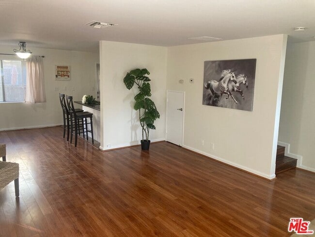 Foto del edificio - 20258 Cohasset St