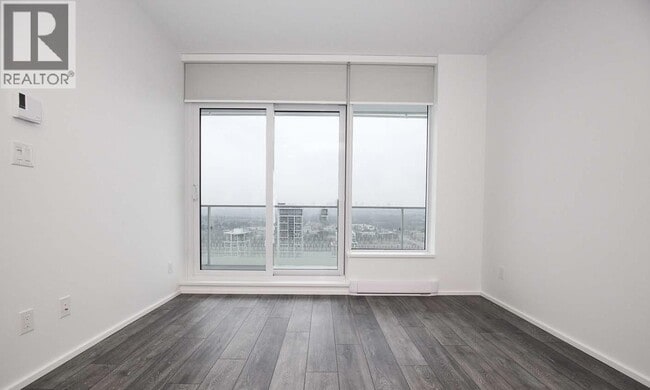 Building Photo - 4650 Brentwood Blvd