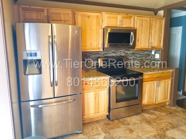 Foto del edificio - This property offers a NO DEPOSIT option a...