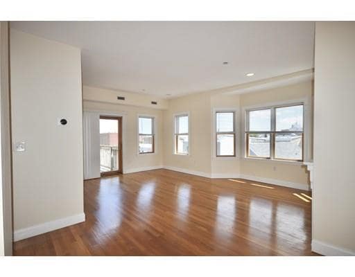 Building Photo - 34 Allston St