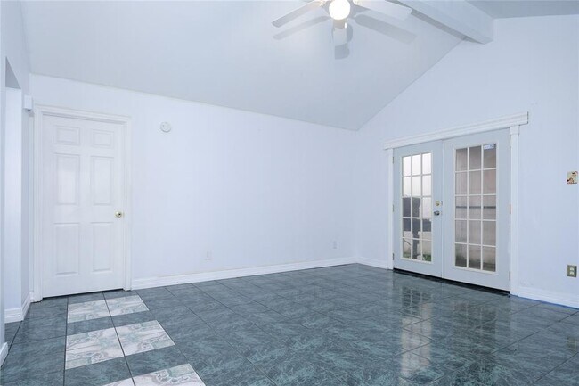 Building Photo - 12317 Corona Ln
