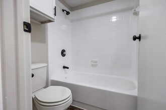 Building Photo - 15100 Golden Eagle Dr