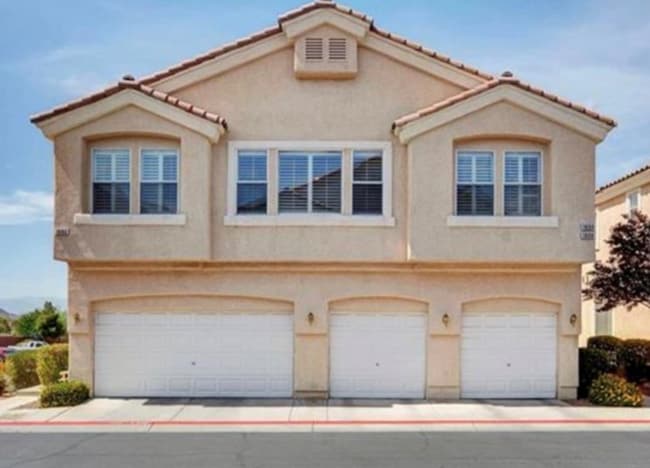 Building Photo - 1606 Lefty Garcia Way