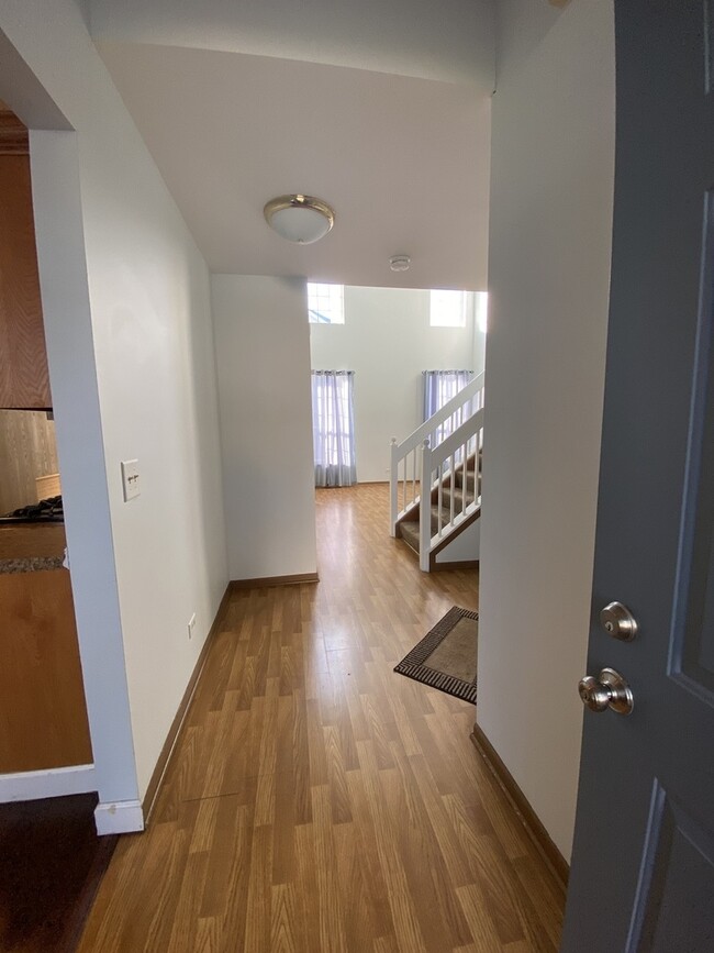 Foto del edificio - 2203 Rossiter Pkwy