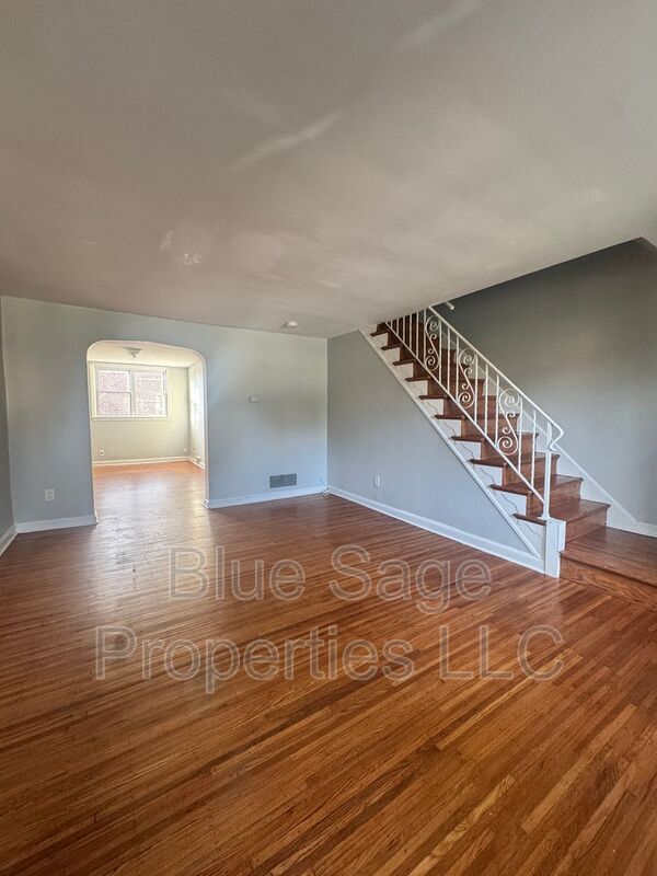 Foto del edificio - 2304 Bond Ave