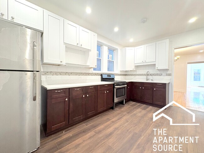 Foto del edificio - 5713 N Talman Ave