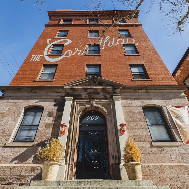 Building Photo - The Corinthian