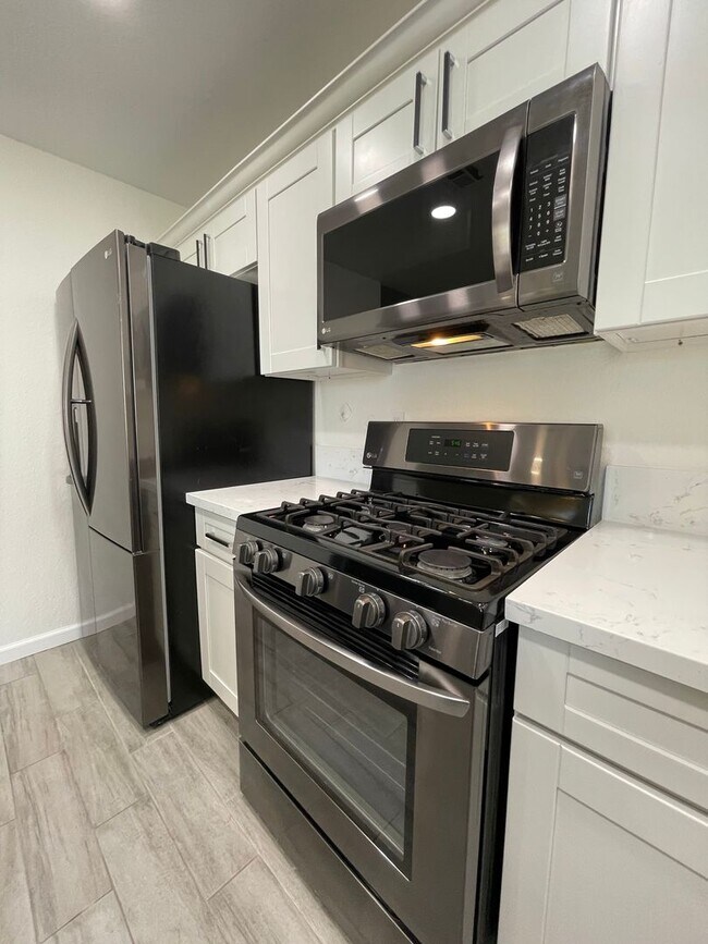 Foto del edificio - 8452 Boseck Dr