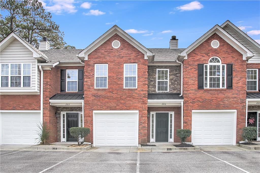 Primary Photo - 203 Morris Ln