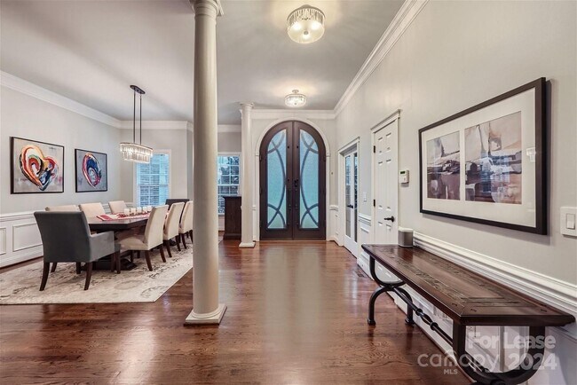 Foto del edificio - 9710 Cockerham Ln