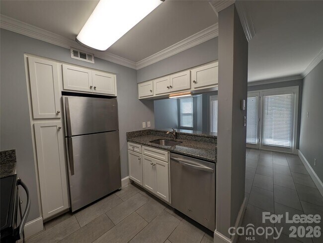 Foto del edificio - 306 S Cedar St