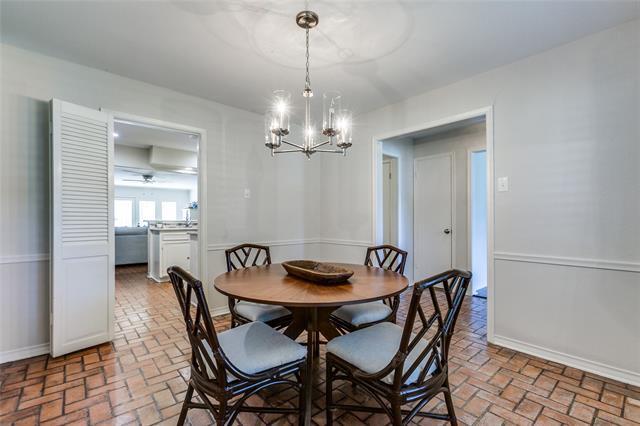 Foto del edificio - 7758 Dentcrest Dr