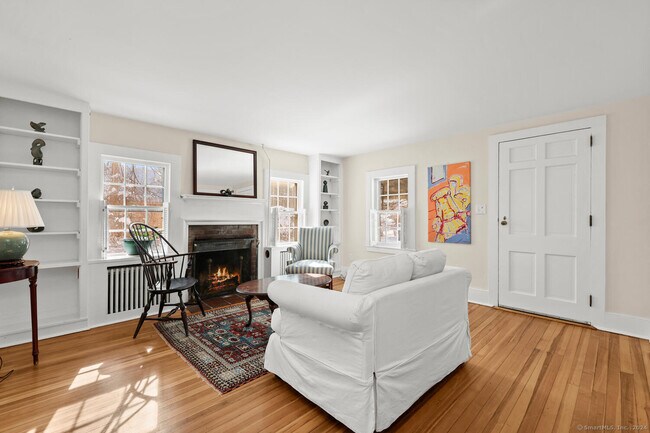 Foto del edificio - 2993 High Ridge Rd