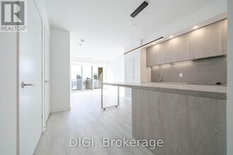 Building Photo - 57 Spadina Ave.