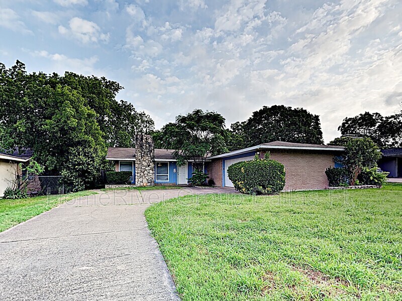 914 Waterview Cir, Richardson, TX 75080 House Rental in Richardson, TX