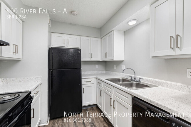 Building Photo - Newly Remodeled 3BR in Edwardsville