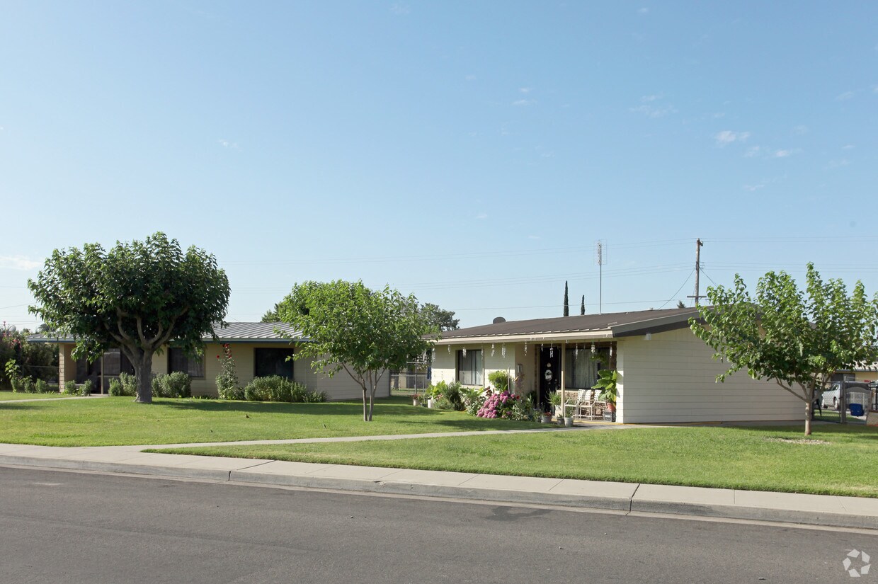 Foto del edificio - 1435 S College Ln
