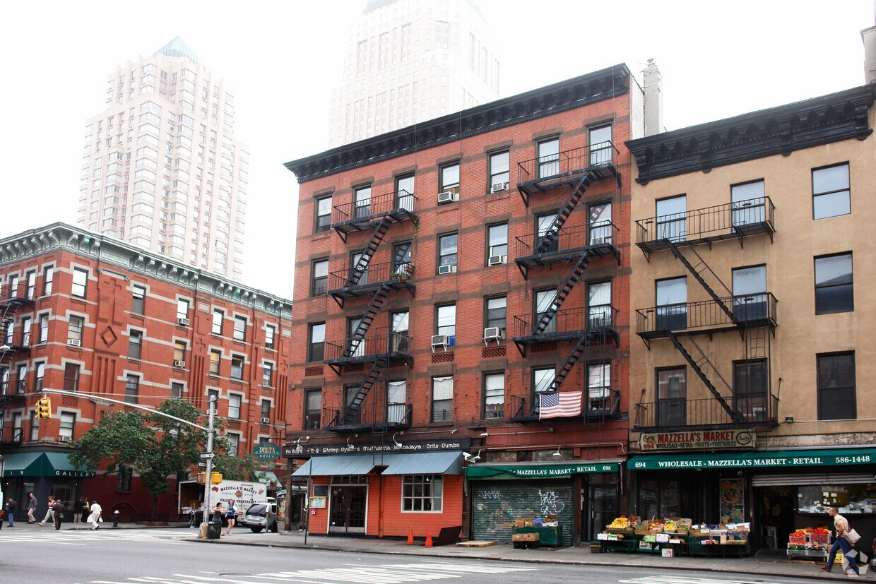 Foto del edificio - 700 9th Ave