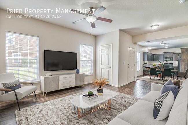 Foto del edificio - Parkview Townhomes - Available NOW