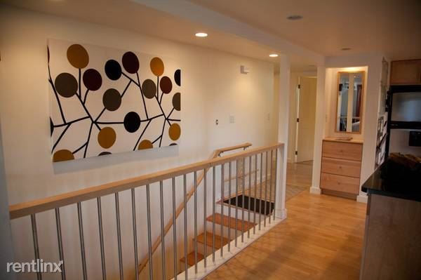 Building Photo - 2 br, 1 bath  - 11 Marie Ave # 2L