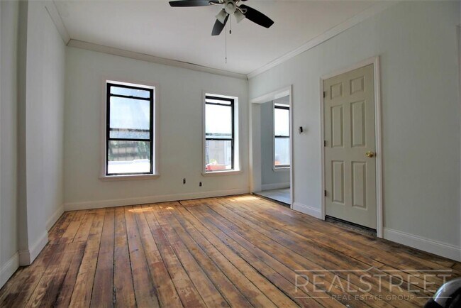 Floorplan - 260 President Street