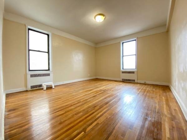 Foto del edificio - 715 St Marks Ave