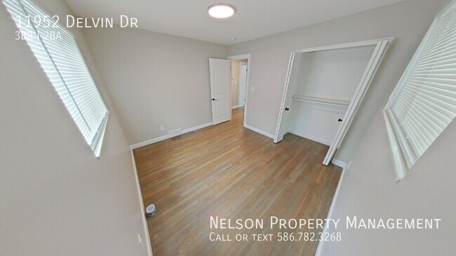 Building Photo - 11952 Delvin Dr