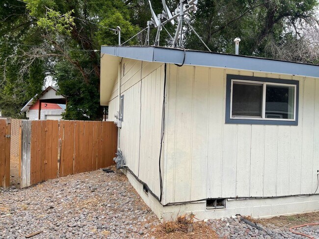 Foto del edificio - 1515 Arthur St