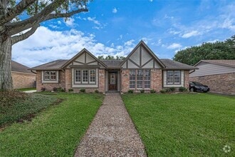 Building Photo - 14911 Sun Harbor Dr