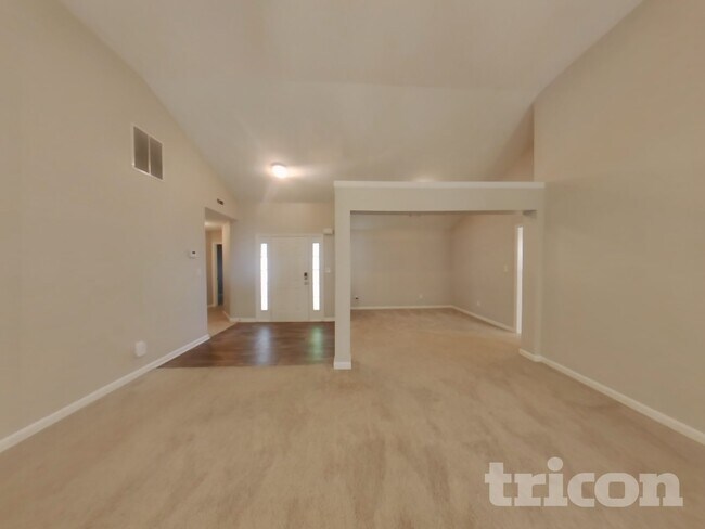 Foto del edificio - 4711 Jackam Ridge Ct