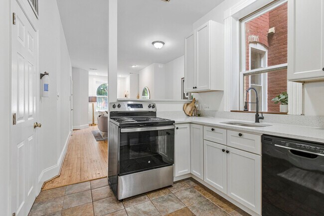 Foto del edificio - 1443 East Capitol St SE