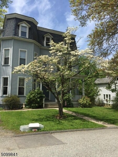 Primary Photo - 14 Church St