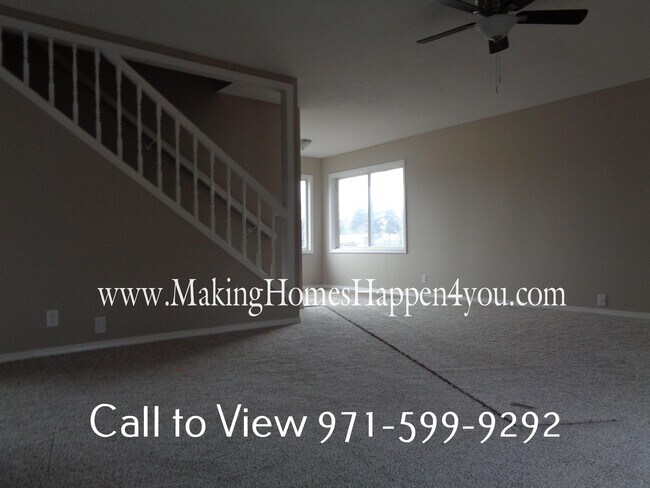 Building Photo - 985 Albert Dr SE