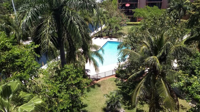 Foto del edificio - 1000 River Reach Dr
