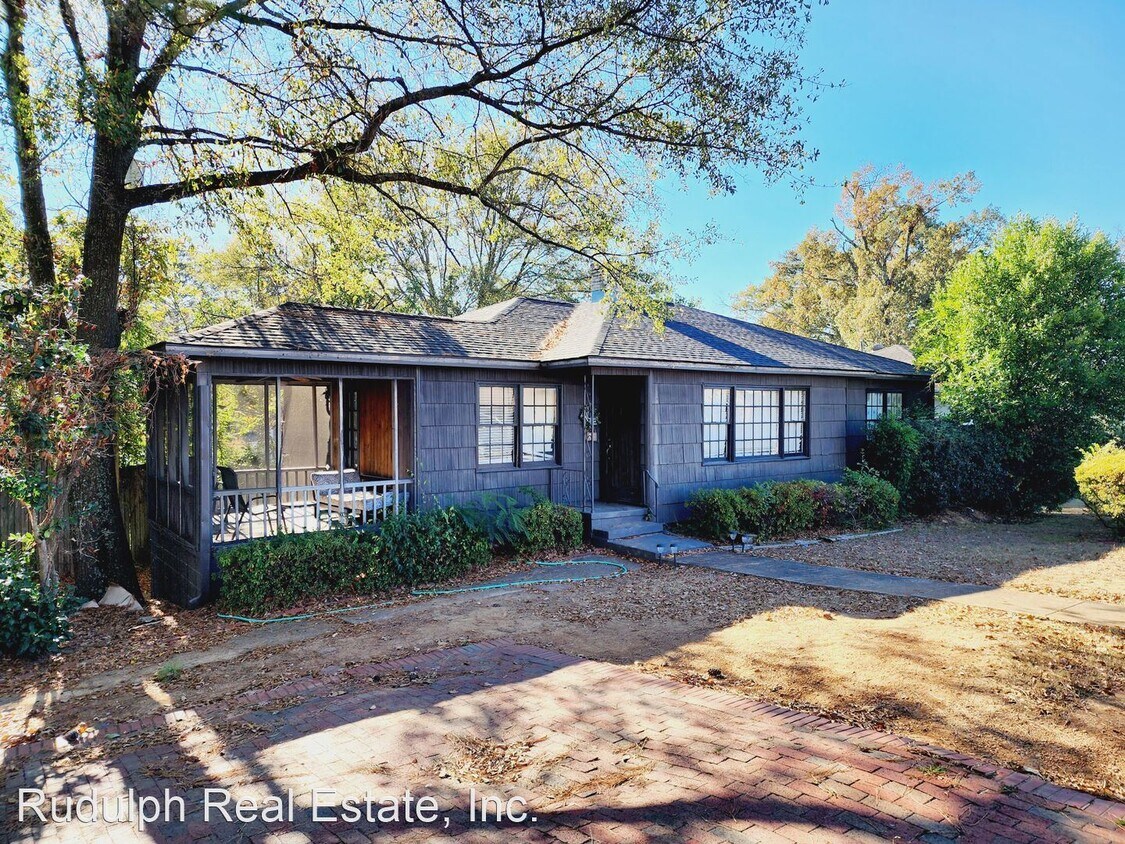 Primary Photo - 5 br, 2 bath House - 1731 Oxmoor Rd.