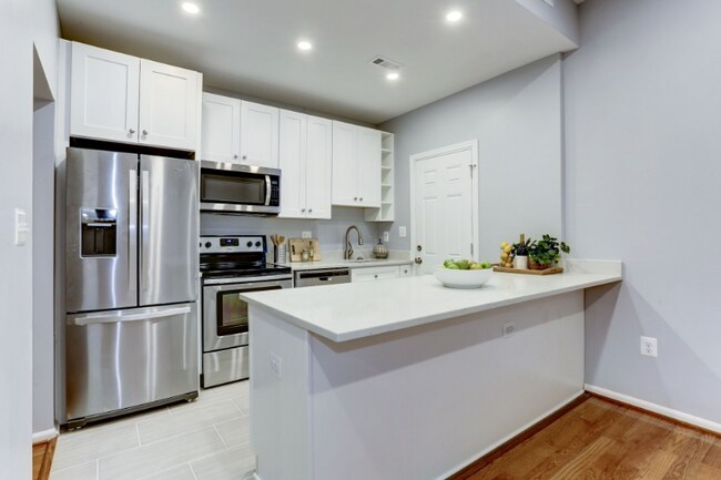 Foto del edificio - 1015 T St NW