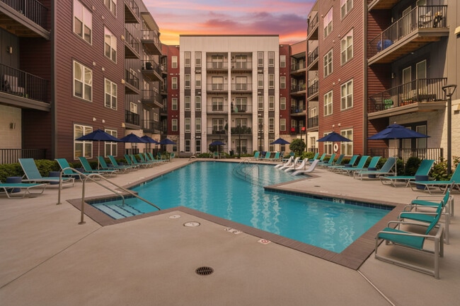 Building Photo - The Rise At Regency