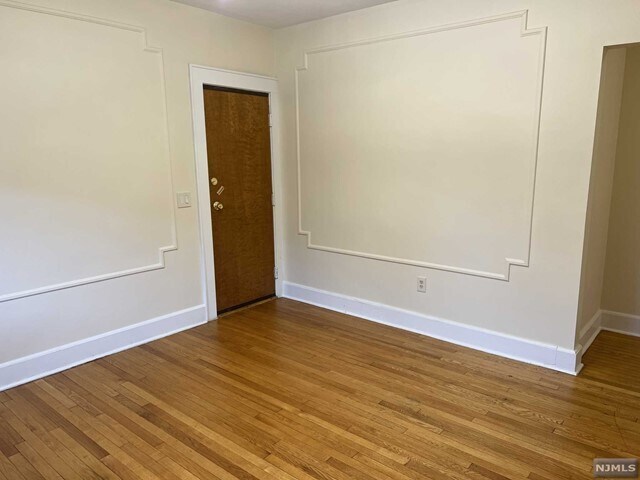 Building Photo - 215 Saddle River Rd
