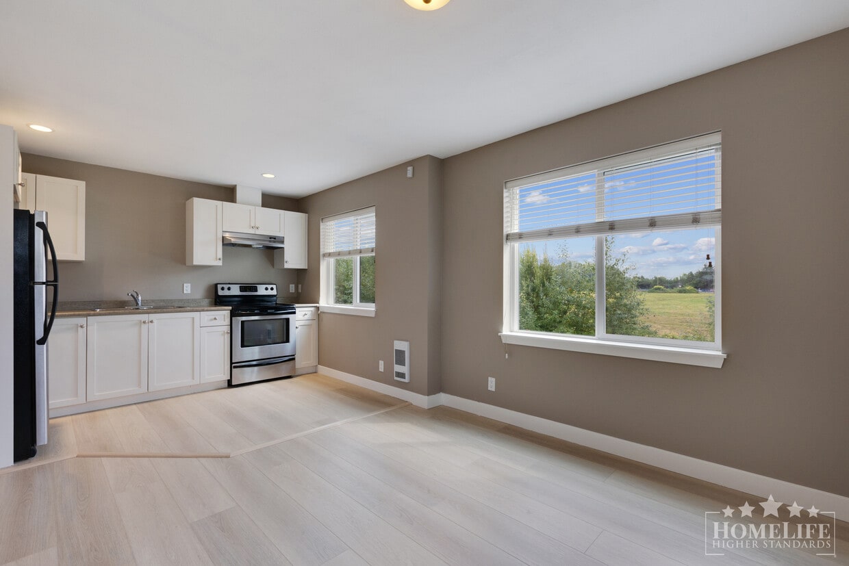 Photo principale - 18836-1867A 67a Ave