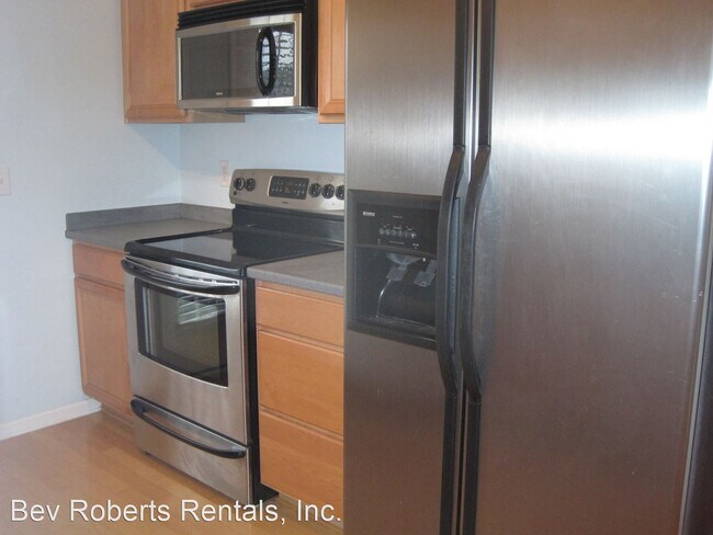 Foto del edificio - 2 br, 2.5 bath House - 9712 Layla Avenue
