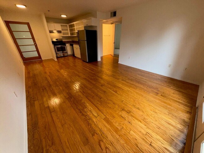 Foto del edificio - 1544 9th St